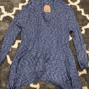 Kori Long sleeve top with hood size L